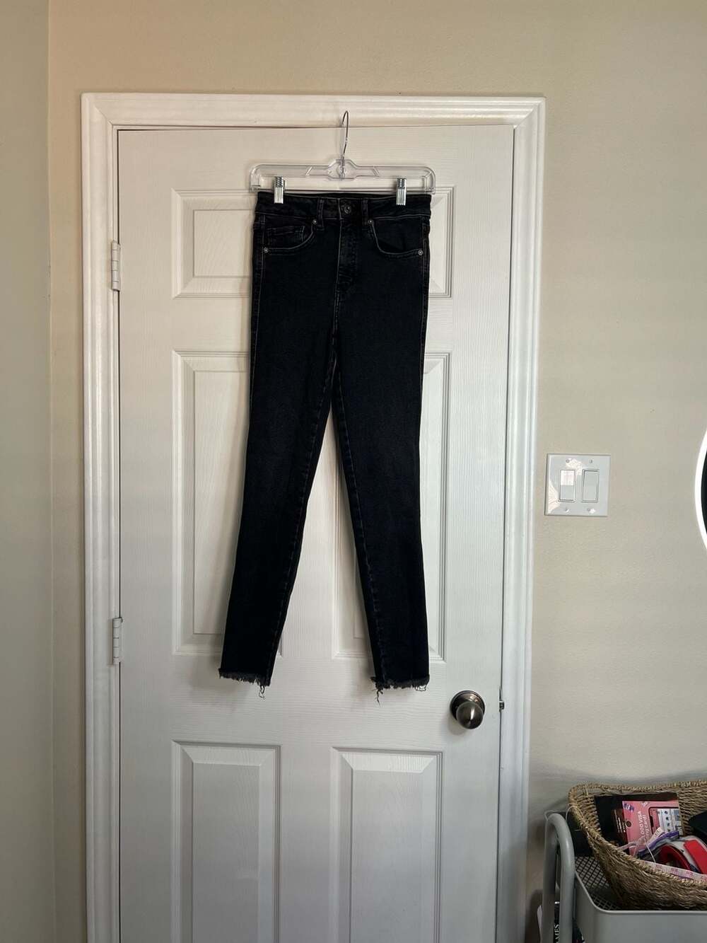 We The Free Free People Black High Rise Raw Hem Skinny Jeans Size 26